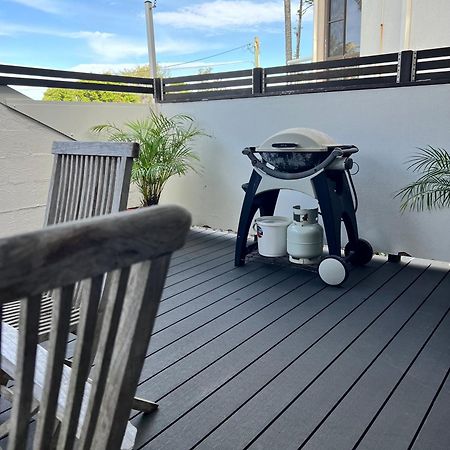 Shorebreak Studio Apartments 蓝宝石海滩 外观 照片