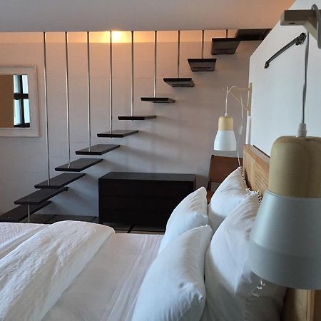 Shorebreak Studio Apartments 蓝宝石海滩 外观 照片